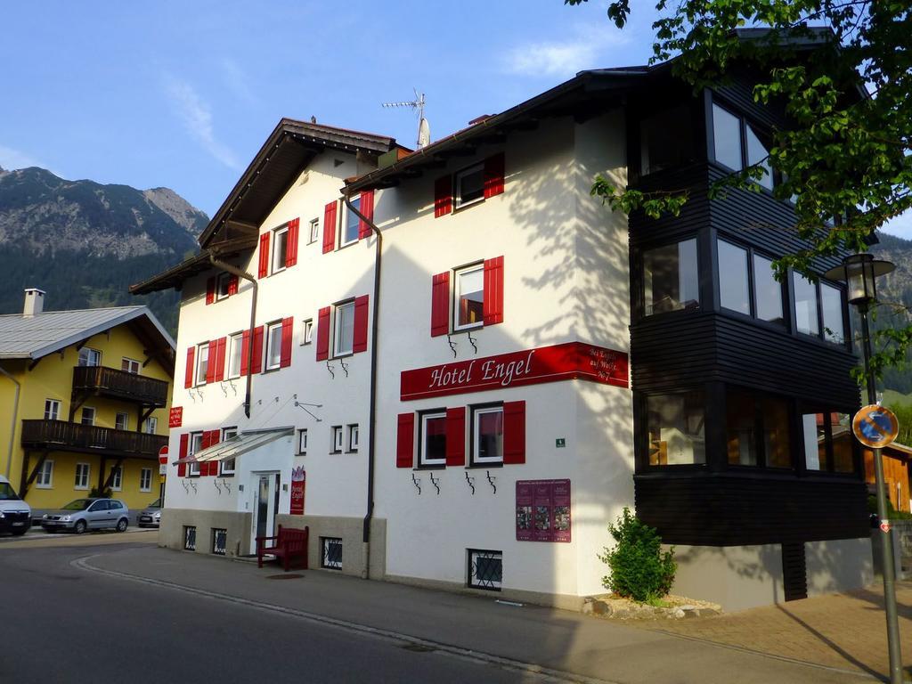 Hotel Engel Oberstdorf Exterior photo